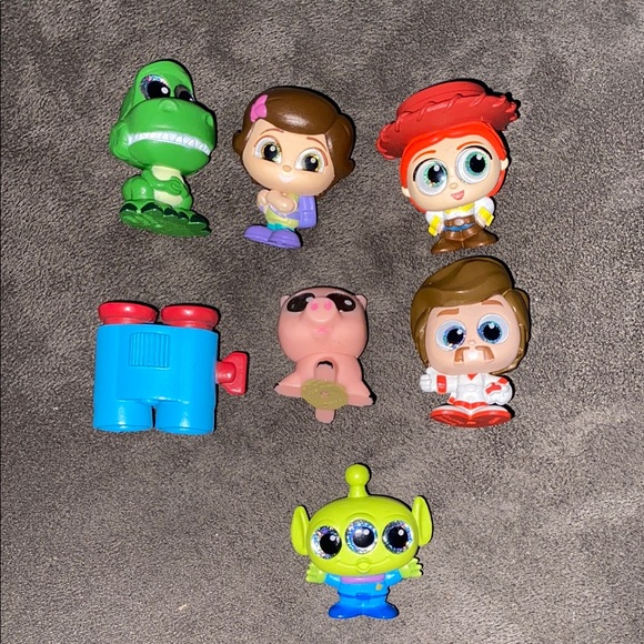 Disney Toys Disney Doorables Toy Story Character Figurine Set Disney Toys Disney Doorables Toy Story Character Figurine Set
